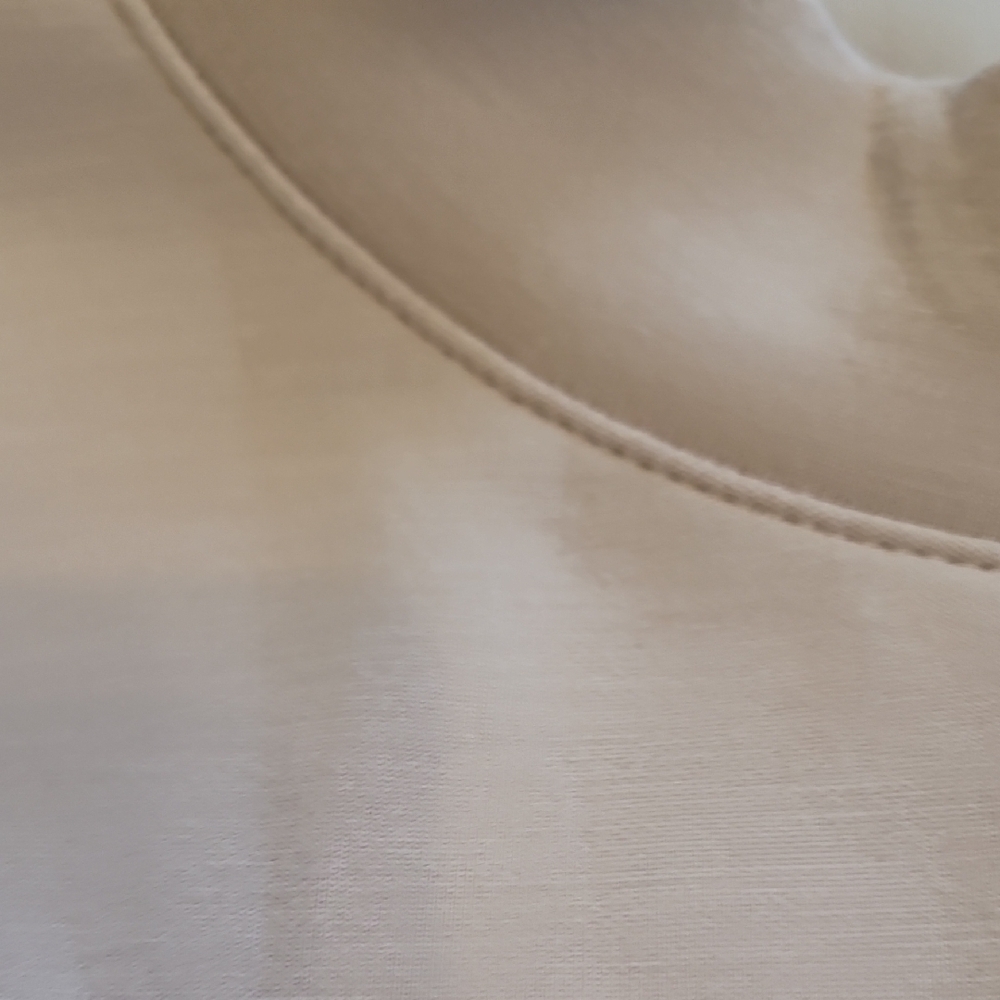 Boutique Brand Women's Soft Beige Jersey Top - Picture 3 of 4
